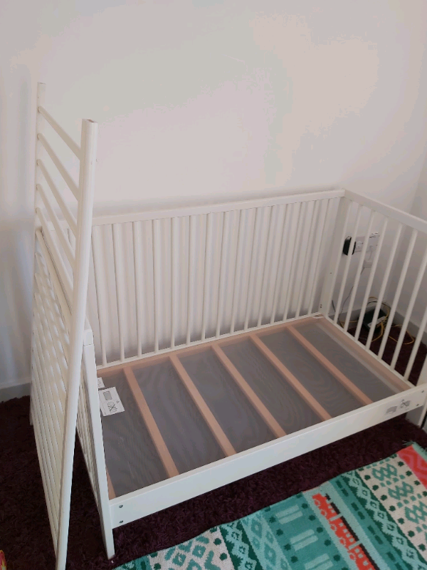 gumtree cot bed